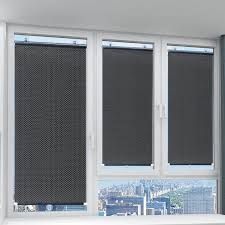 Ventana de PVC con Persianas Enrollables Integradas